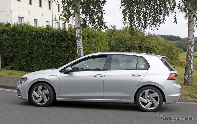 VW ゴルフ GTE 新型(スクープ写真)
