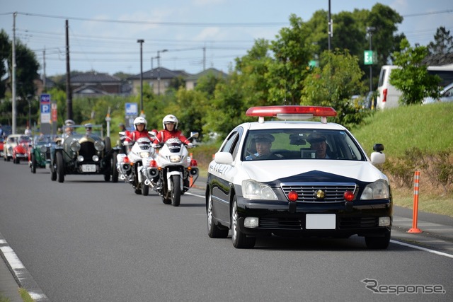 令和元年度 秋の全国交通安全運動出発式 久喜クラシックカーパレード