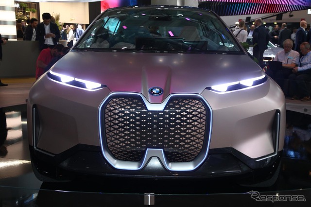 BMW ヴィジョン iNEXT(フランクフルトモーターショー2019)