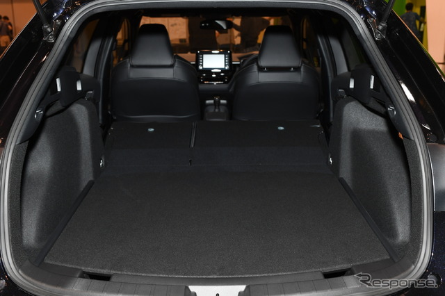 新型トヨタ・カローラ(ツーリング)