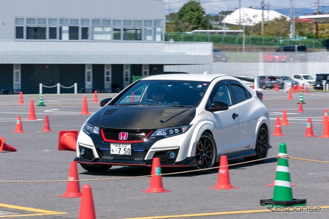 4代目シビックタイプR(FK2型)