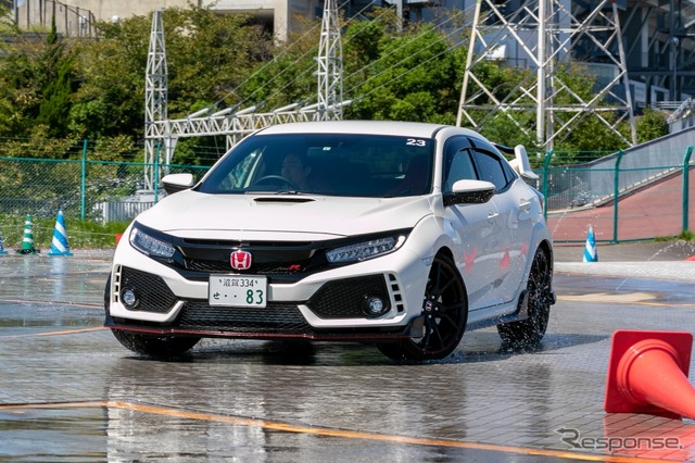5代目シビックタイプR(FK8型)