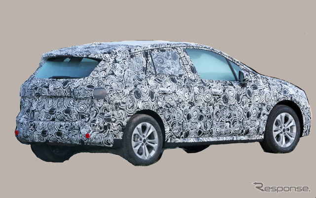 BMW 2シリーズアクティブツアラー 次期型プロトタイプ(スクープ写真)