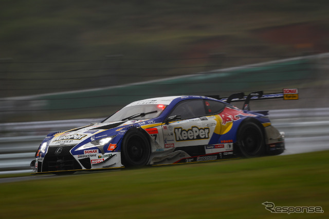 決勝4位の#37 LC500(シリーズランク2番手)。