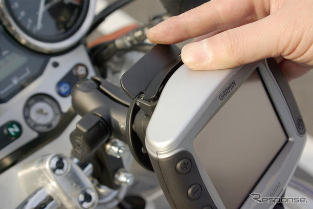 【GARMIN zumo550 使ってみた (3)】使い込むほどに沸く愛着と考え抜かれた使い勝手