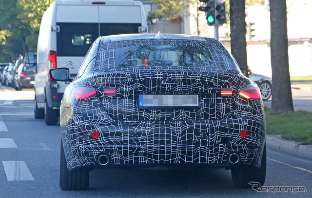BMW 4シリーズ グランクーペ 新型プロトタイプ(スクープ写真)