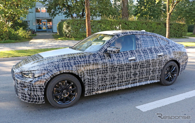 BMW 4シリーズ グランクーペ 新型プロトタイプ(スクープ写真)