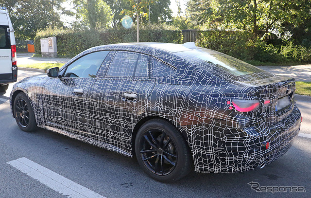 BMW 4シリーズ グランクーペ 新型プロトタイプ(スクープ写真)