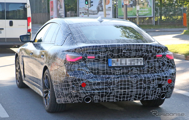 BMW 4シリーズ グランクーペ 新型プロトタイプ(スクープ写真)