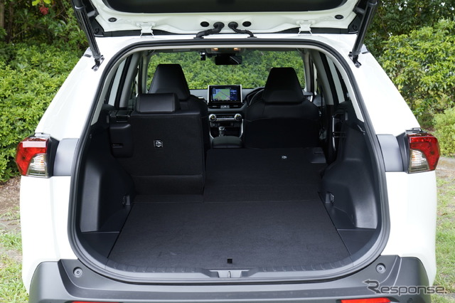 トヨタ RAV4(ハイブリッド)