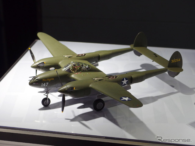 タミヤ:1/48 ロッキードP-38F/Gライトニング