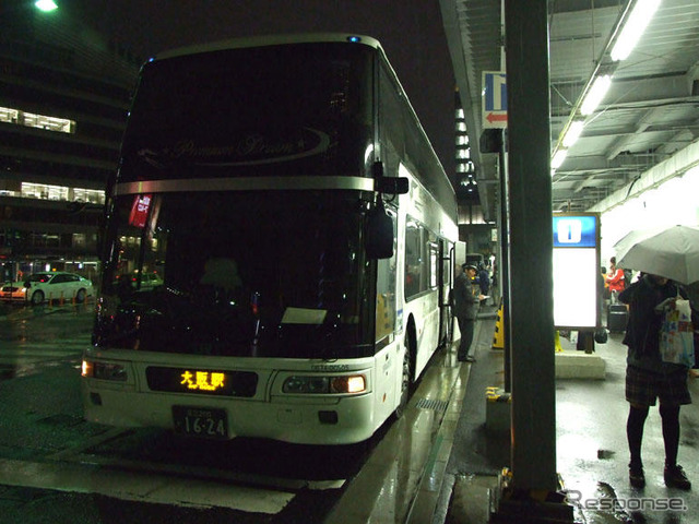 東京発大阪行---最後の寝台急行 銀河 と盛況の夜行バス