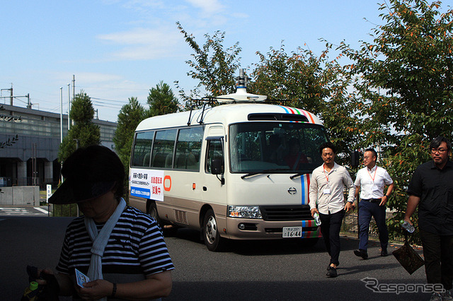 埼玉工業大学の自動運転バス、本庄早稲田駅前の行動で自動運転レベル3デモ走行（2019年9月29日）