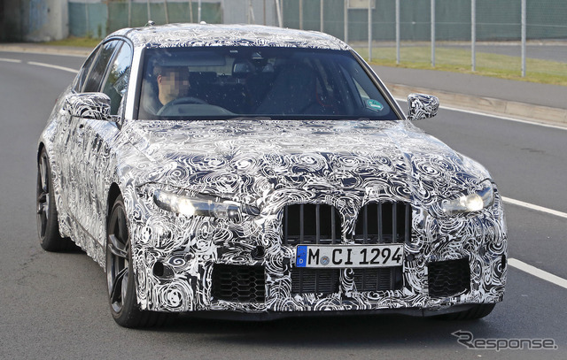 BMW M3セダン 新型プロトタイプ(スクープ写真)