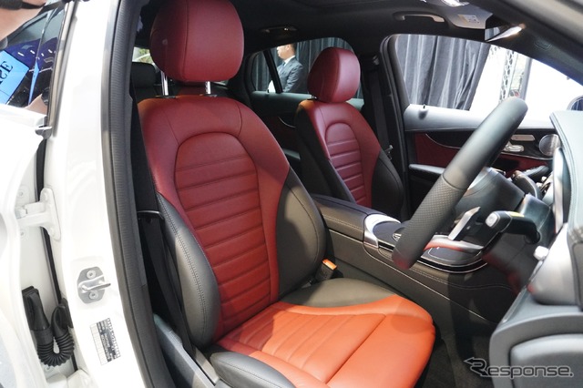 メルセデスベンツ GLCクーペ 改良新型(GLC 220d 4MATIC Coupe ダイヤモンドホワイト)