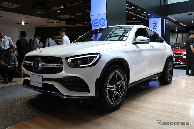 メルセデスベンツ GLCクーペ 改良新型(GLC 220d 4MATIC Coupe ダイヤモンドホワイト)
