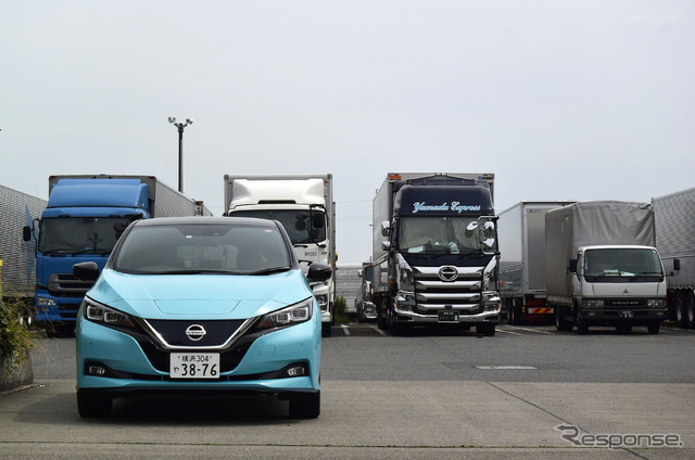 名古屋のトラックステーションにて。