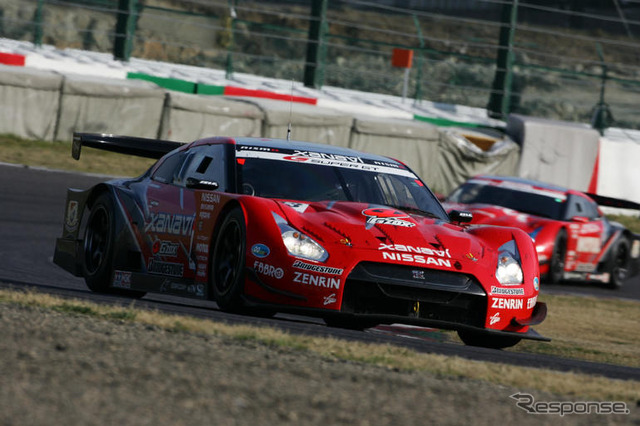【SUPER GT 第1戦】GT-R が開幕戦1-2フィニッシュ
