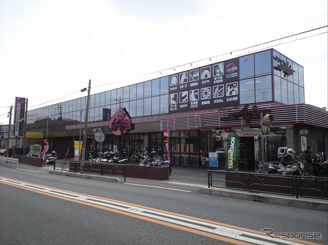 ナップス世田谷店のリニューアルオープンで4時間待ち
