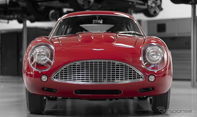 アストンマーティン DB4 GT Zagato コンティニュエーション