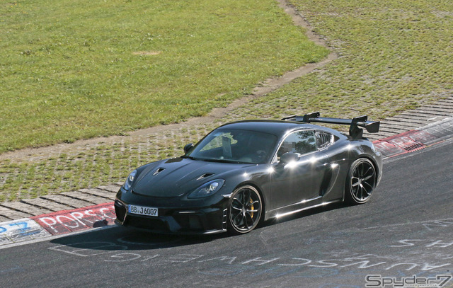ポルシェ ケイマン GT4 RS 開発車両 スクープ写真