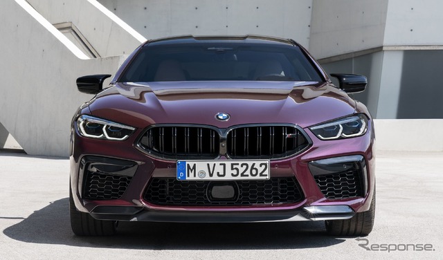 BMW M8 グランクーペ 新型