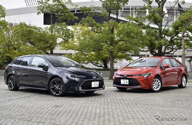 トヨタ カローラ 新型のツーリング(左)とセダン(右)