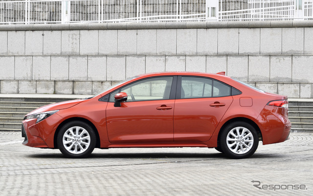 トヨタ カローラ 新型(1.8L ガソリン)
