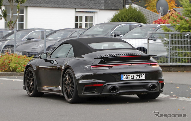 ポルシェ 911ターボ カブリオレ 新型プロトタイプ（スクープ写真）