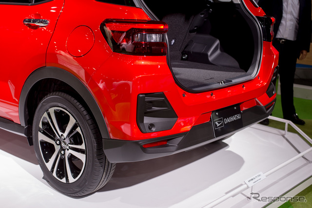 ダイハツ工業 新型コンパクトSUV(東京モーターショー2019)