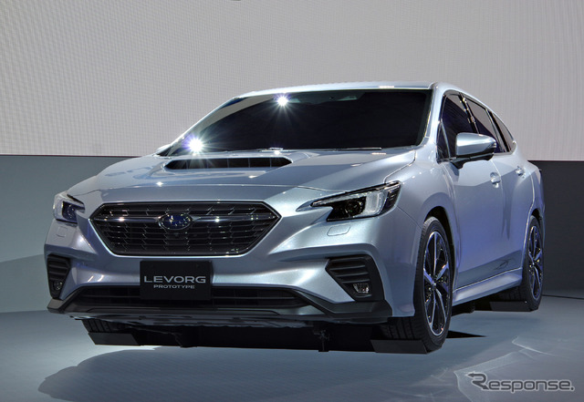 スバル・レヴォーグ新型(プロトタイプ)