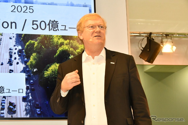 シュテファン・ハルトゥング氏