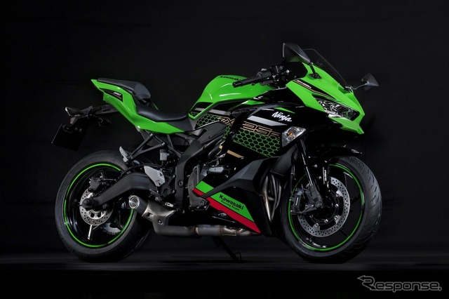 カワサキ Ninja ZX-25R(東京モーターショー2019)