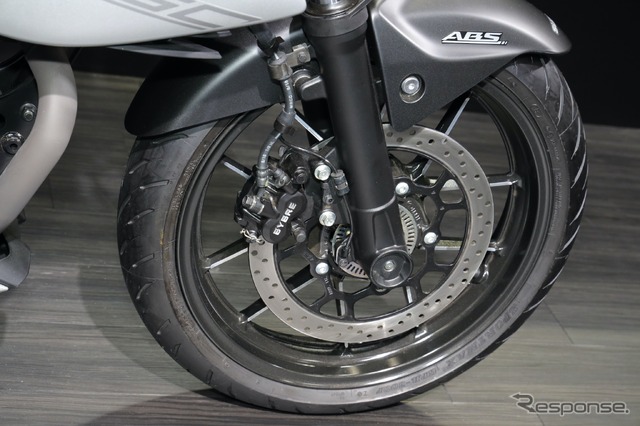 スズキ ジクサー250SF(東京モーターショー2019)