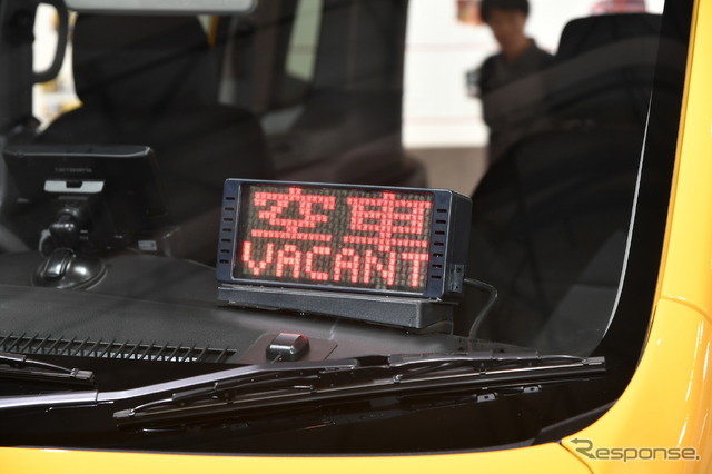 NV200タクシー ユニバーサルデザイン(東京モーターショー2019)