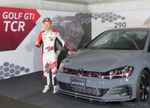 ゴルフGTI TCRとロイヒター選手。