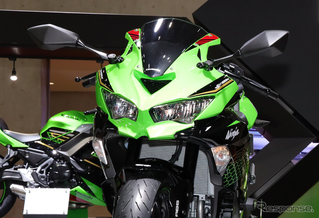 カワサキ Ninja ZX-25R（東京モーターショー2019）