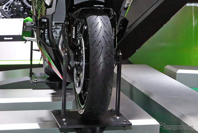 カワサキ Ninja ZX-25R(東京モーターショー2019)