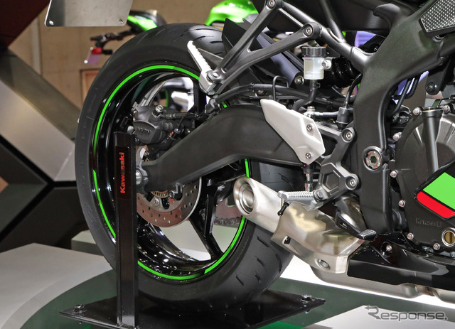 カワサキ Ninja ZX-25R(東京モーターショー2019)