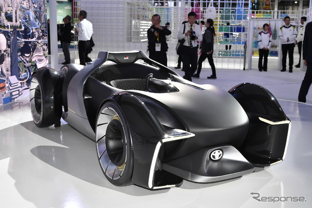 トヨタ e-RACER(東京モーターショー2019)