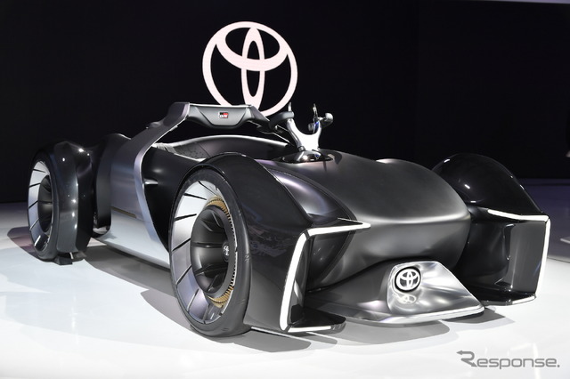 トヨタ e-RACER(東京モーターショー2019)
