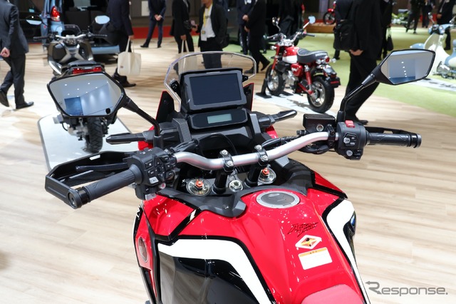 ホンダ CRF1100L アフリカツイン(東京モーターショー2019)