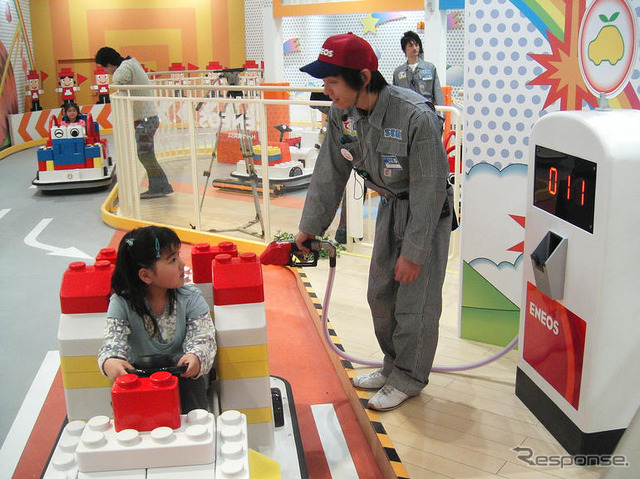 トレッサ横浜 グランドオープン…つくって走ろう! でこぼこモータース