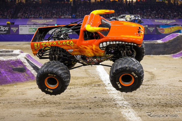 MONSTER JAM