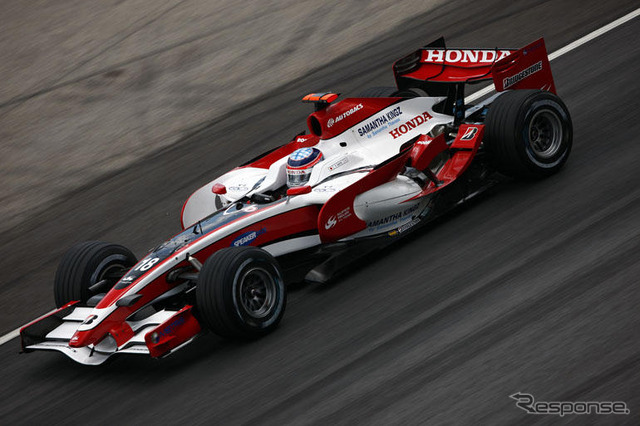【スーパーアグリF1】ダブル完走に笑顔…マレーシアGP