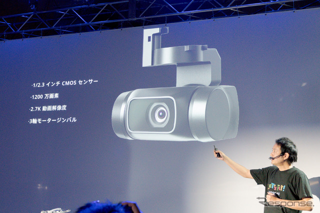 さすがに4Kは見送られていたが、2.7Kの解像度で3軸ジンバルによる安定したムービーが撮れるのは魅力的。
