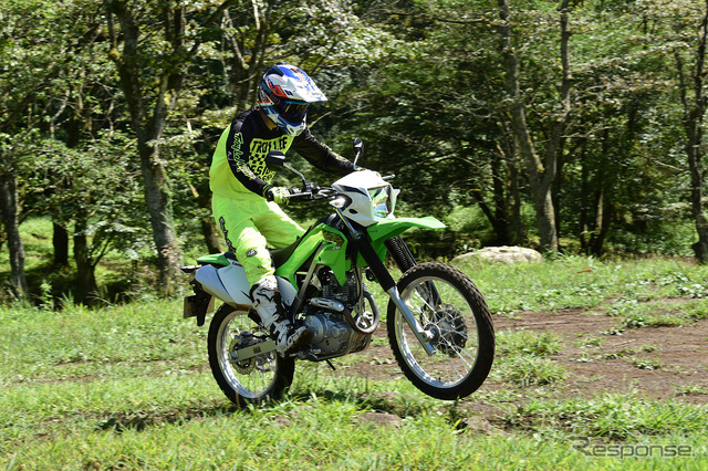 KLX230