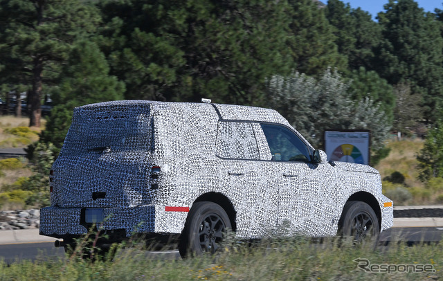 フォード 新型SUV 開発車両(スクープ写真)