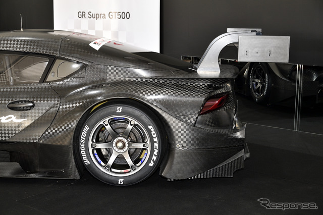 SUPER GT GT500 2020年型マシン展示