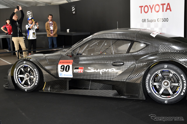 SUPER GT GT500 2020年型マシン展示